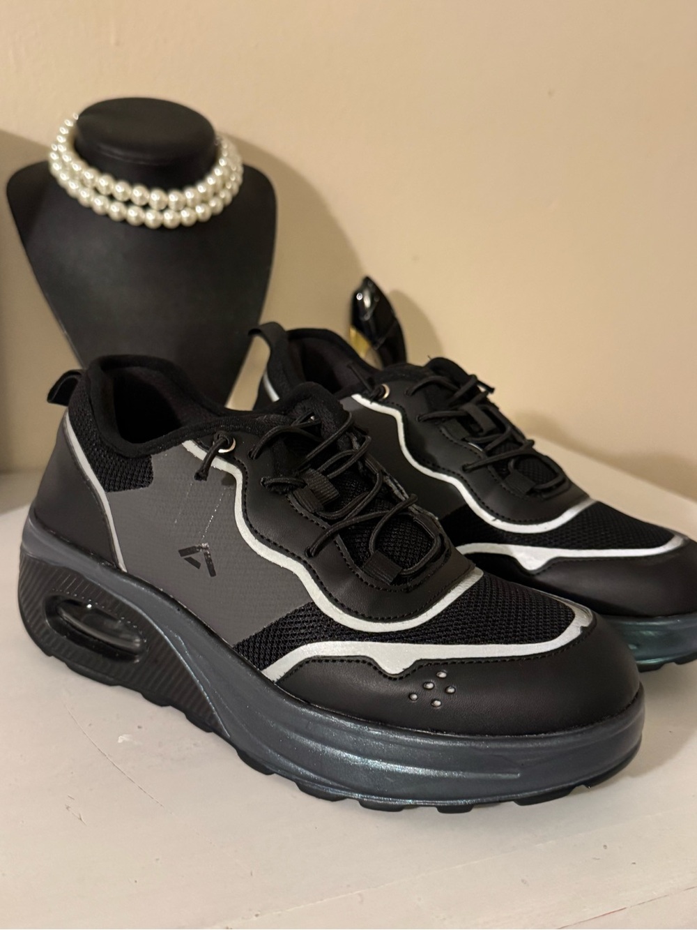 Black and Gray Fashion Athletic Sneakers